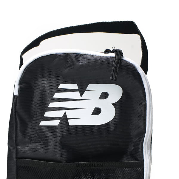 【NEWBALANCE】New Balance NB鞋袋 黑/白logo 1