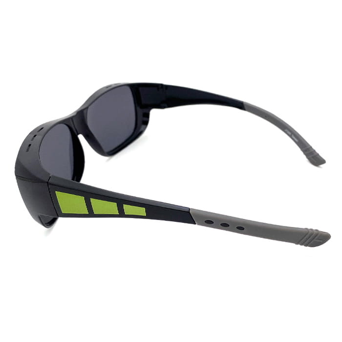 【suns】時尚經典綠偏光太陽眼鏡 防滑鏡腳/抗UV400 (可套鏡) 6