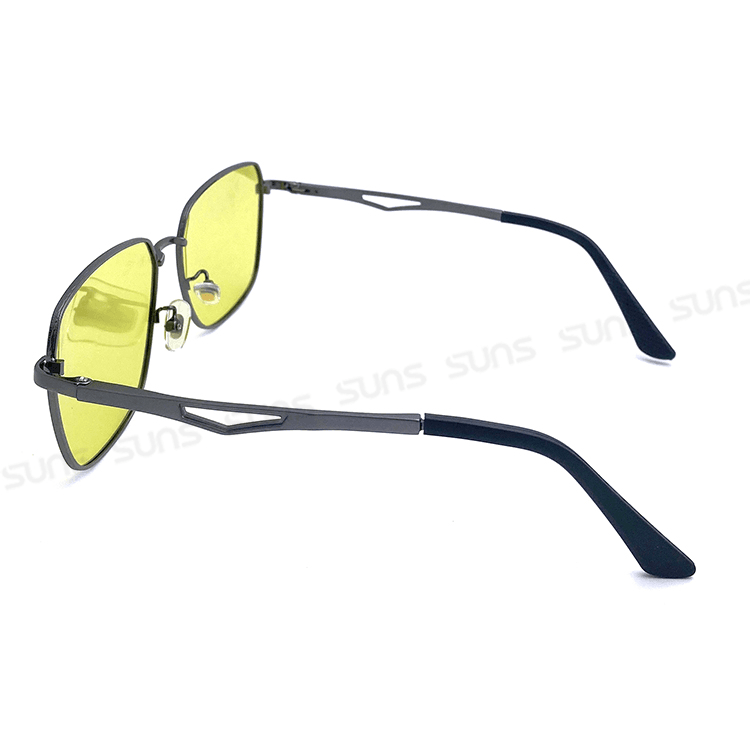 【suns】日夜兩用變色偏光太陽眼鏡 方框墨鏡 抗UV 【8057】 8