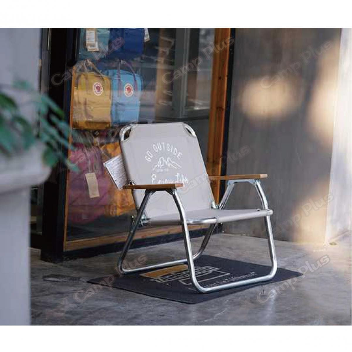 【日本鹿牌】 CS 時尚白單人椅 UC-1678 低椅單人椅  悠遊戶外 3