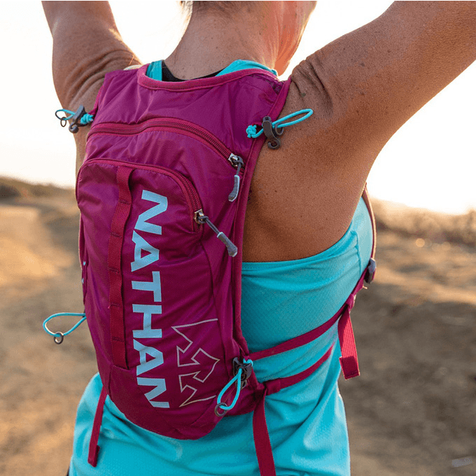 【美國NATHAN專業運動品牌】美國NATHAN-Trail Mix 野跑米克斯水袋背包(酒紅)NA4755SM 7