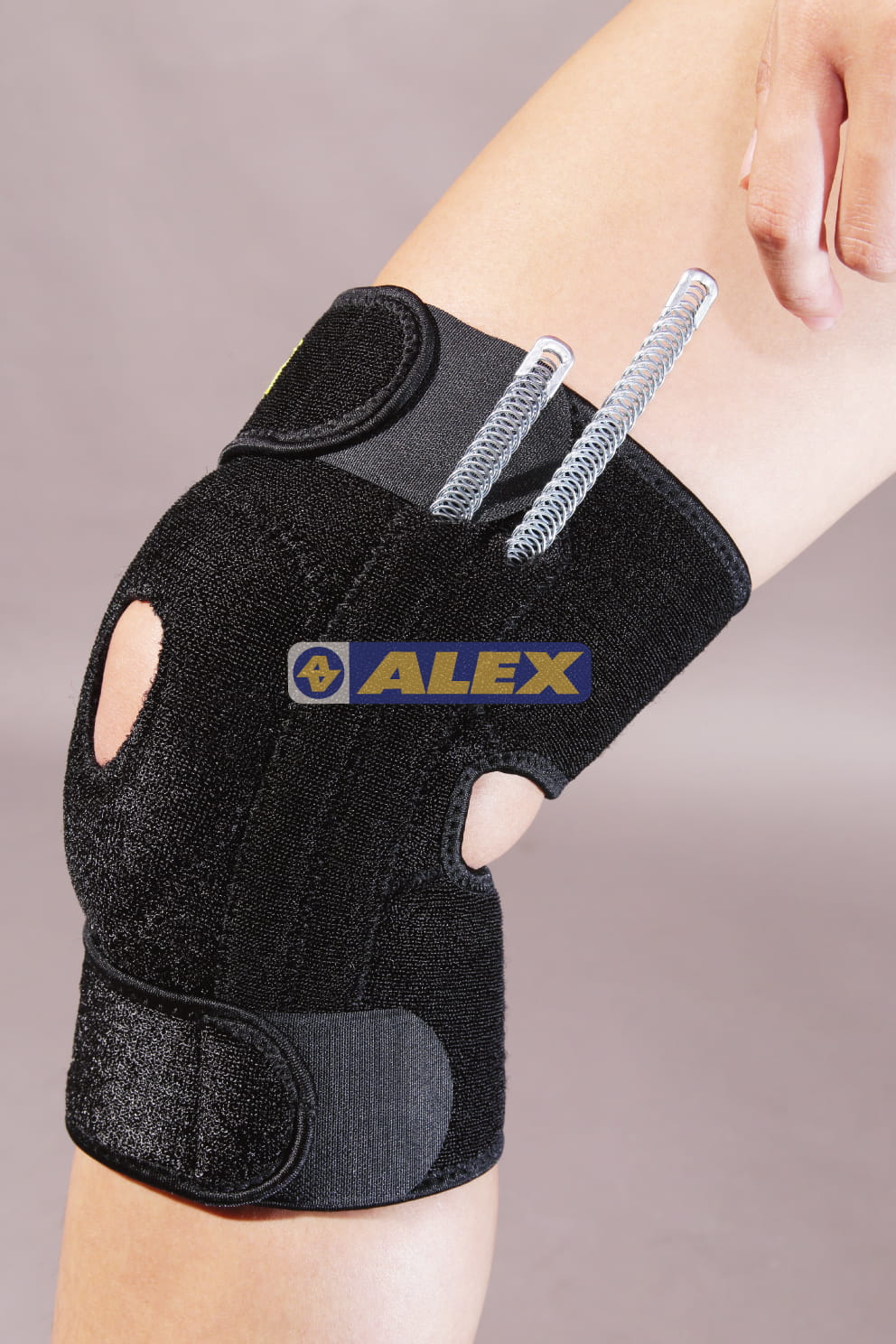 【ALEX】 T-24 調整型護膝有側條支撐，加強膝蓋防護 5