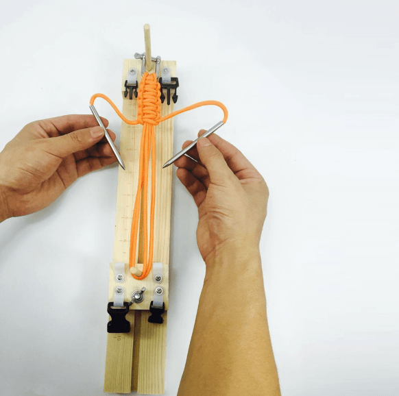 【Outkeeper】DIY傘繩手鏈木架編織器(木架組+編織鋼針) 4