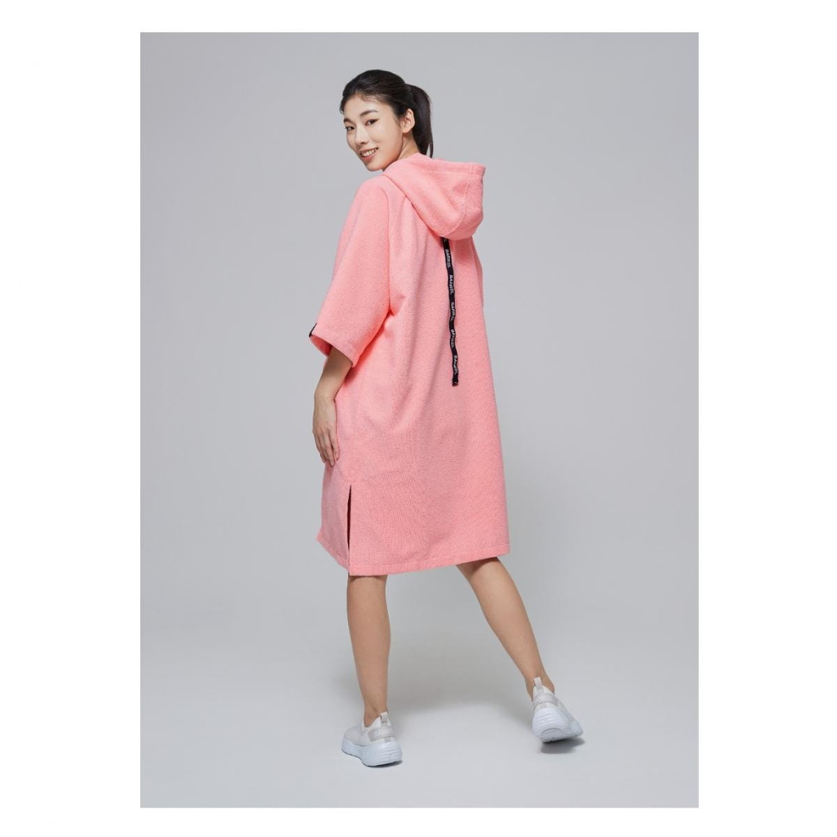 【BARREL】BASIC ZIP-UP PONCHO TOWEL 單色毛巾衣 #CORAL 3